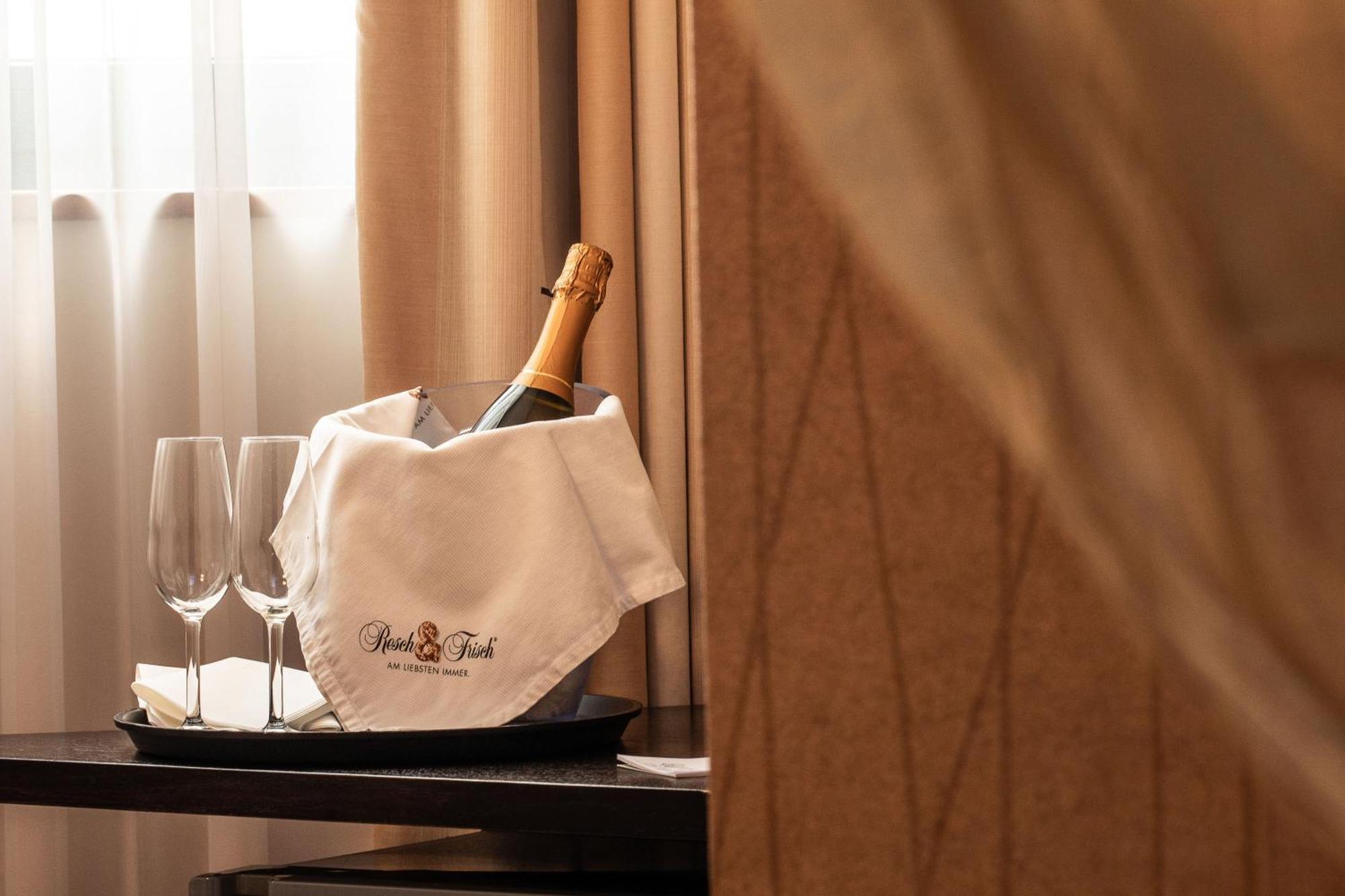 Welcome Hotel Legnano Zewnętrze zdjęcie