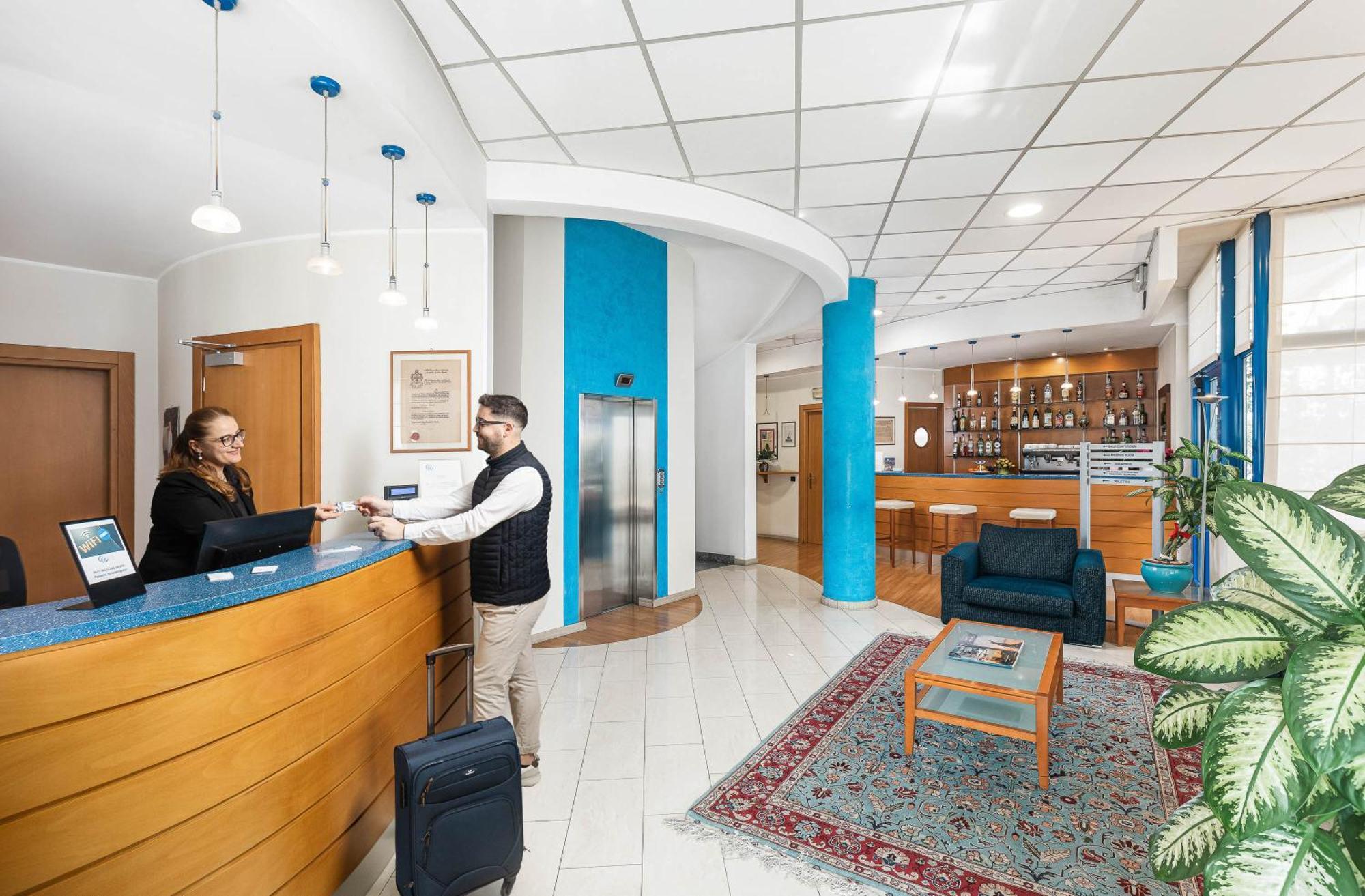 Welcome Hotel Legnano Zewnętrze zdjęcie
